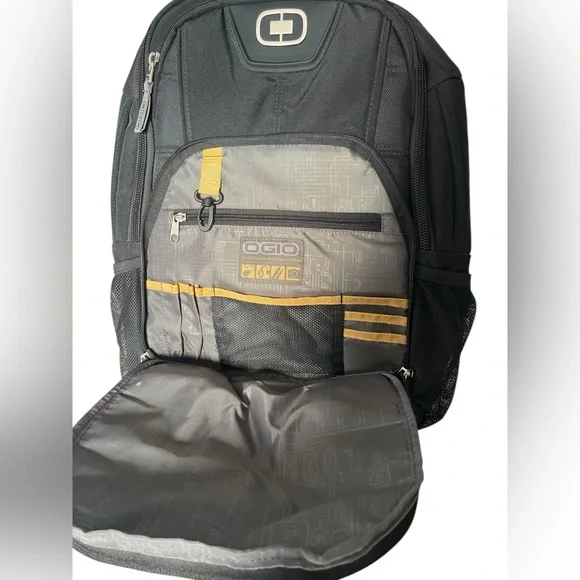 OGIO Charcoal and Black Men's Backpack